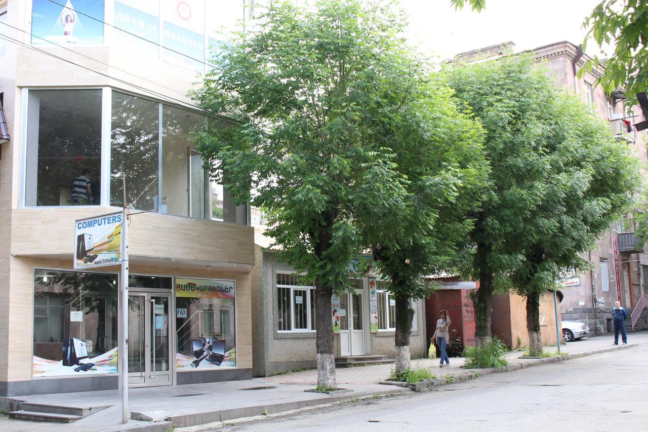 Downtown B&B Vanadzor Extérieur photo